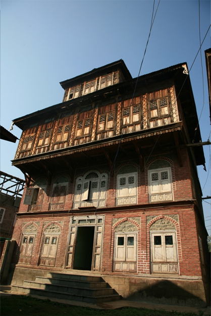 Pandit Houses